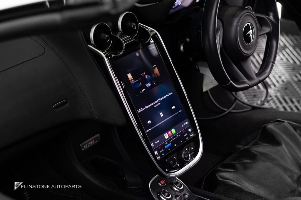 Android Screen for McLaren 570s better performance and size