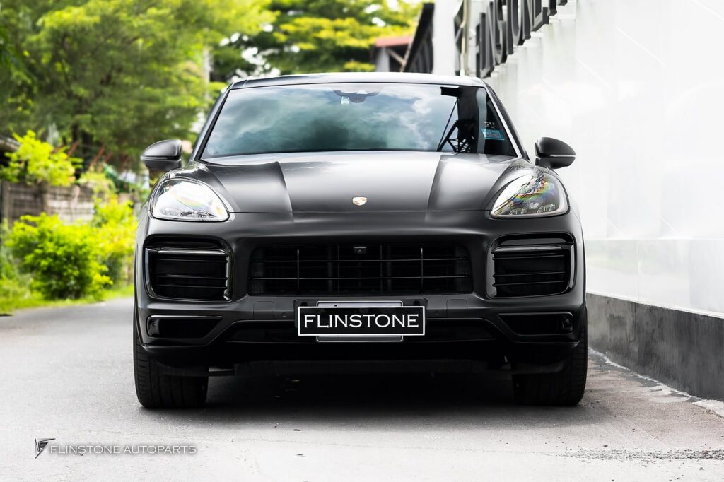 system Apple Car Play on the original screen system PORSCHE Cayenne E3 convenient to use