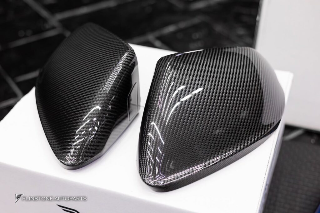 LAMBORGHINI URUS USUS Titanium Exhaust System + USUS Carbon Fiber Side Mirror Hou