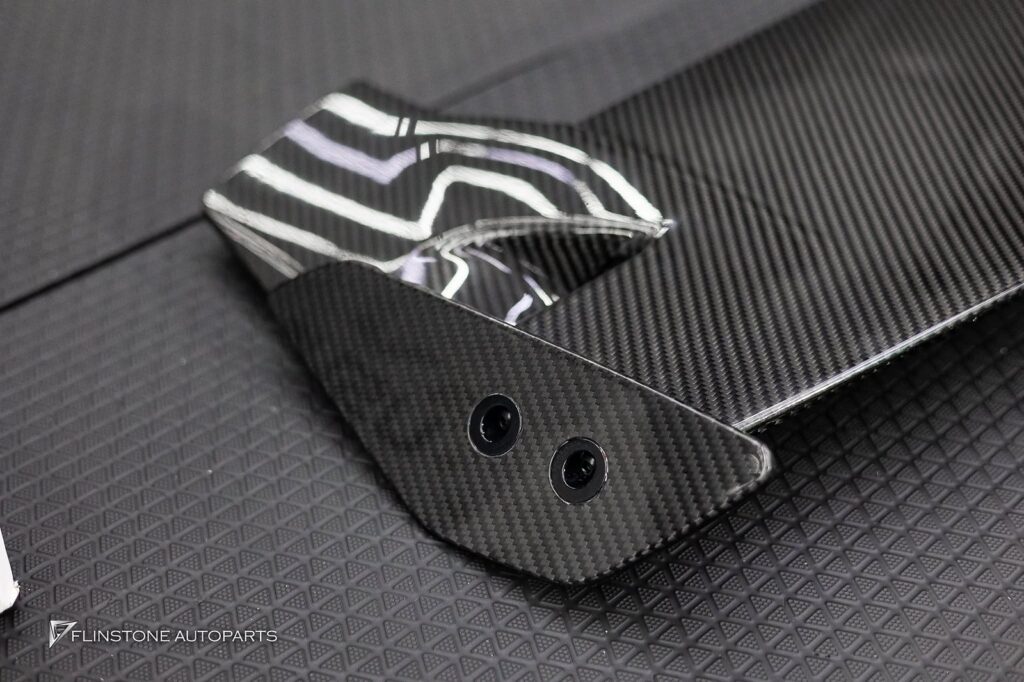 LAMBORGHINI URUS USUS Titanium Exhaust System + USUS Carbon Fiber Side Mirror Hou