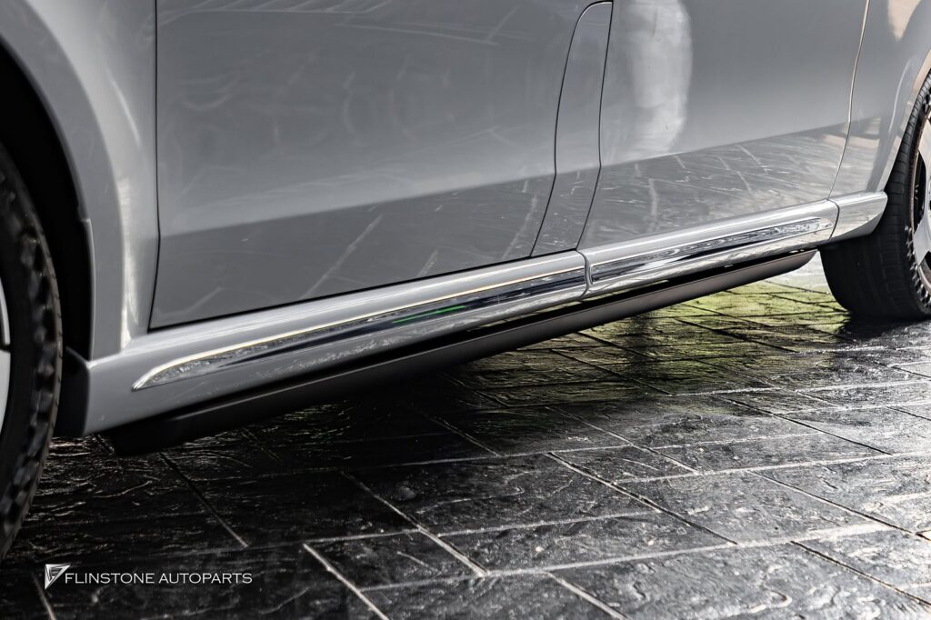 Mercedes-Benz W447 V-Class ติดตั้งบันไดข้างไฟฟ้าอัตโนมัติ ขึ้นลงสะดวกสบาย พาร
