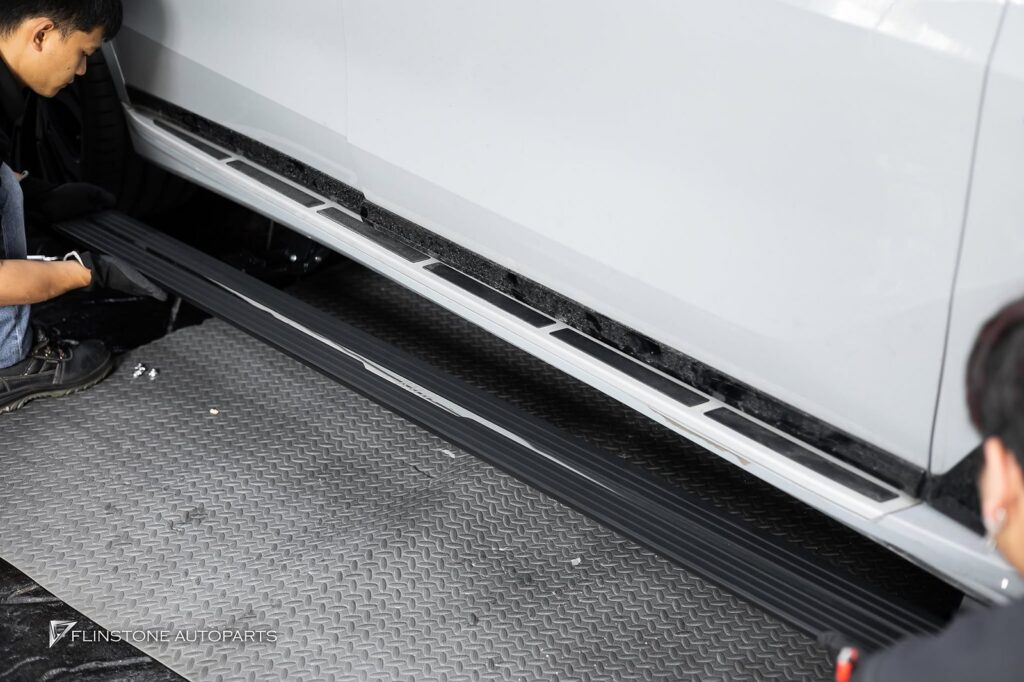 automatic electric side steps for BMW X7 G07
