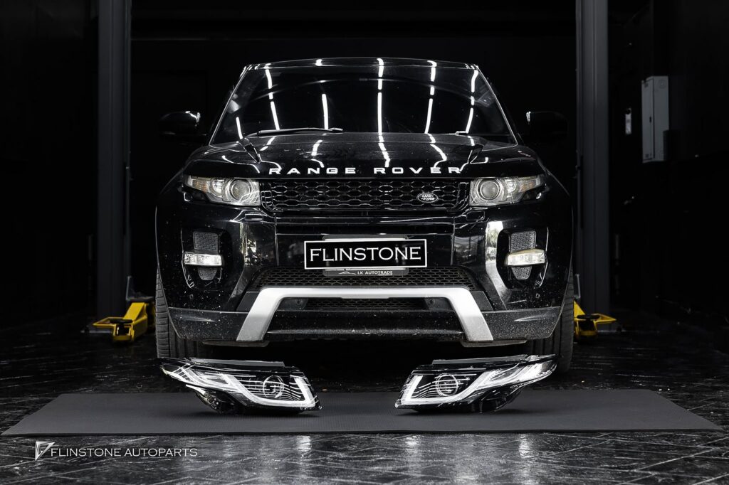 RANGE ROVER EVOQUE came in for new headlights in the style of LED much more beautiful