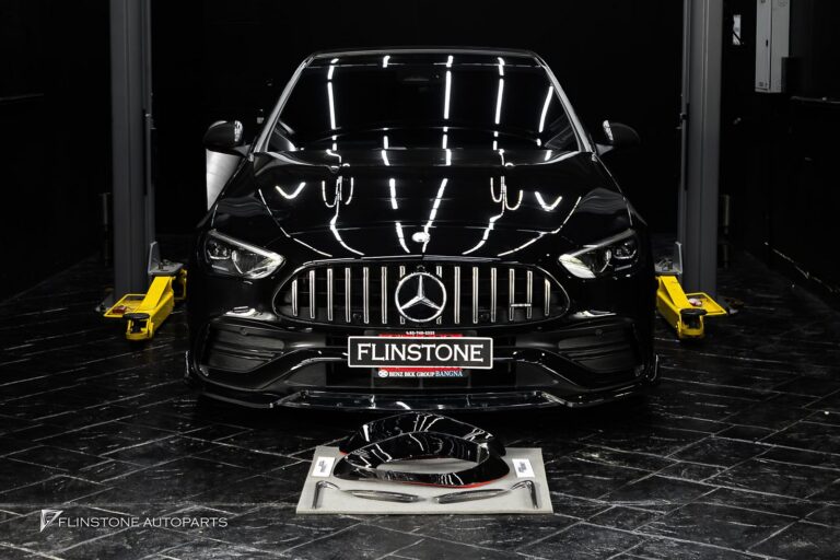 Mercedes Benz W206 C-Class เข้าเติมของแต่งช่องลมทางด้านหน้าให้ดุ