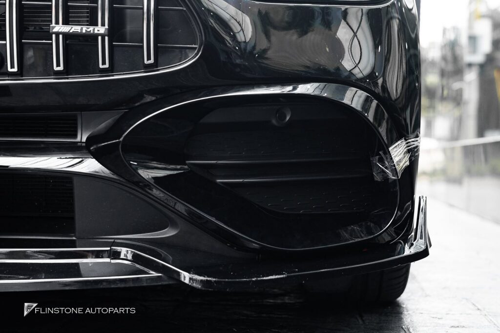 Mercedes Benz W206 C-Class เข้าเติมของแต่งช่องลมทางด้านหน้าให้ดุ
