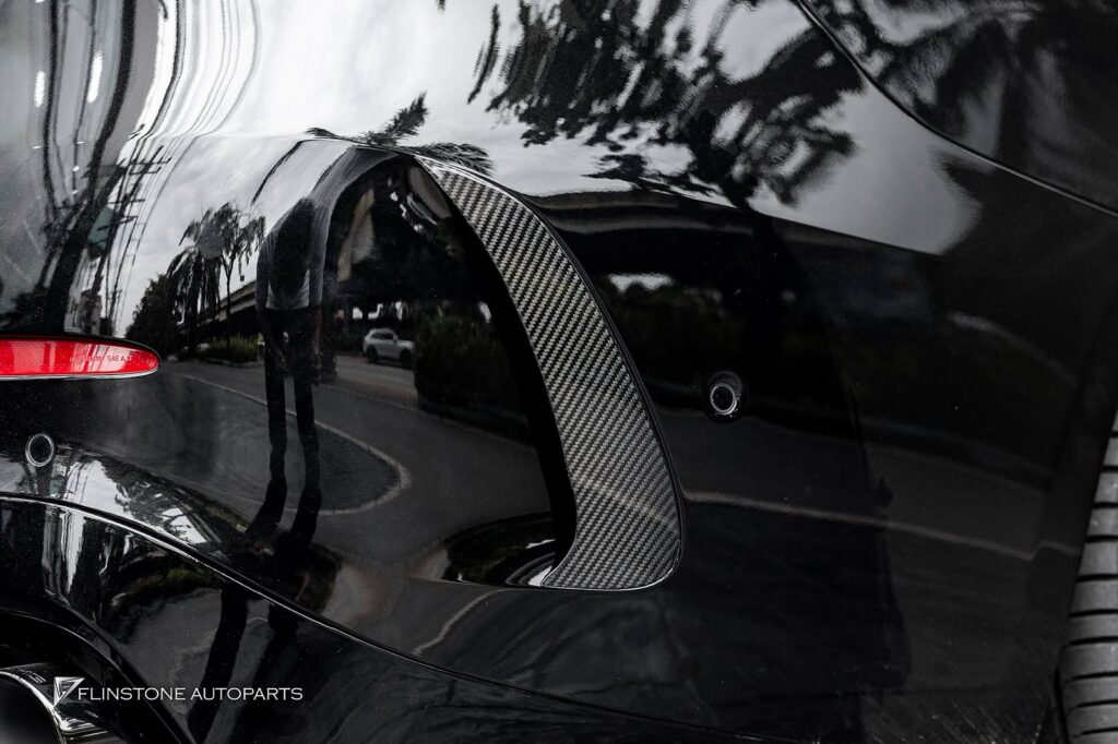 Mercedes Benz W206 C-Class เข้าเติมของแต่งช่องลมทางด้านหน้าให้ดุ