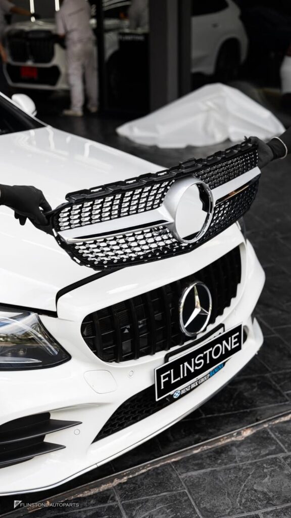 Mercedes-Benz W205 C205 C-Class 2024 Diamond Front Grille (2025-08-05)