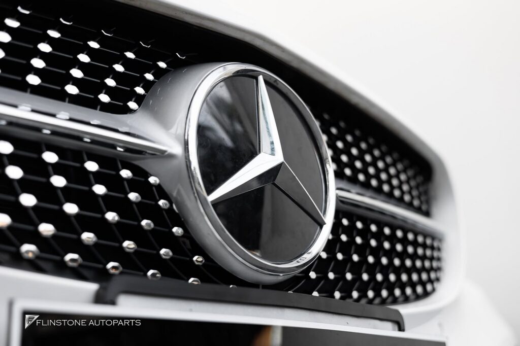 Mercedes-Benz W205 C205 C-Class 2024 Diamond Front Grille (2025-08-05)