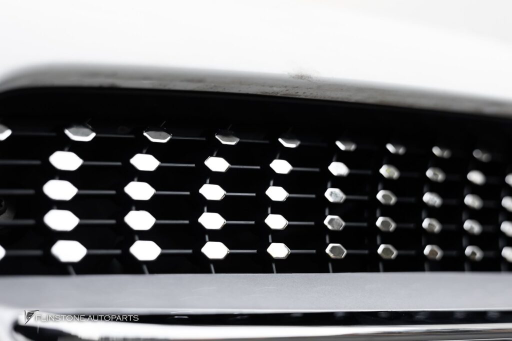 Mercedes-Benz W205 C205 C-Class 2024 Diamond Front Grille (2025-08-05)