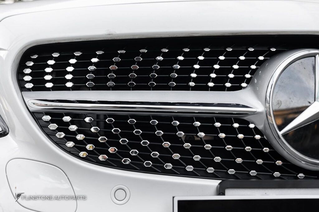 Mercedes-Benz W205 C205 C-Class 2024 Diamond Front Grille (2025-08-05)