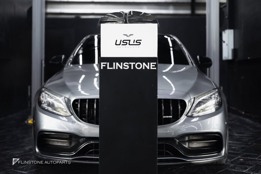 Mercedes-Benz W205 C-Class ติดตั้งกระจกมองข้าง Carbon Fiber จาก USUS Autoclave