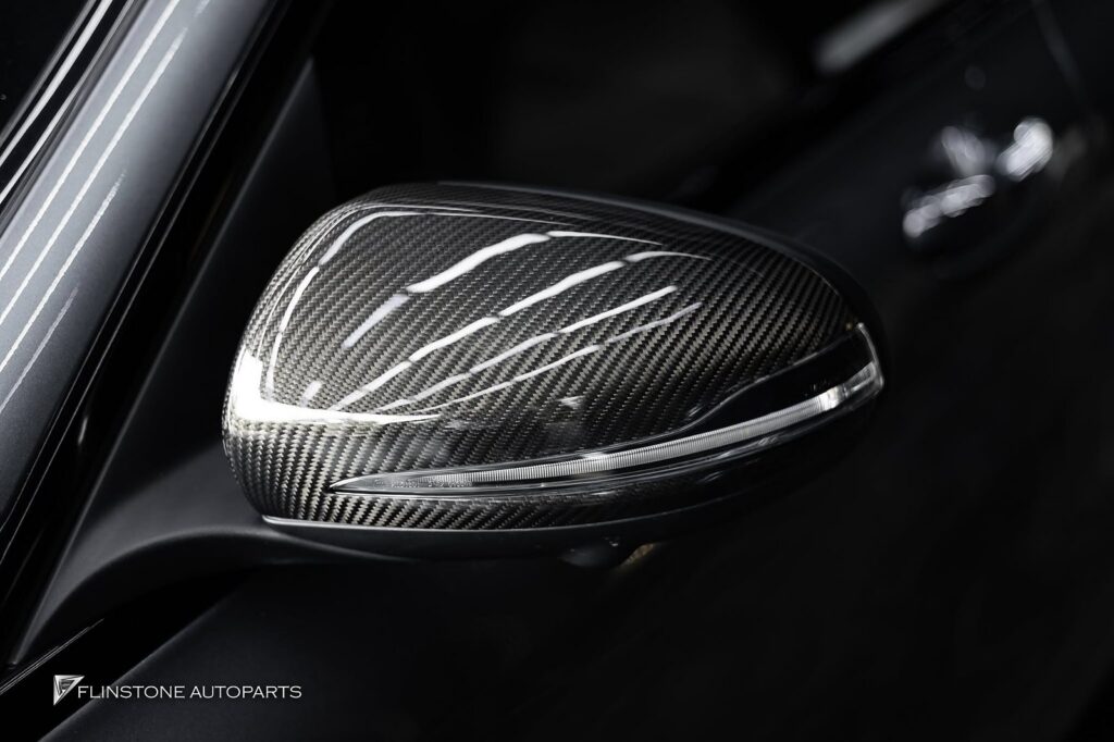 Mercedes-Benz W205 C-Class 安装后视镜 Carbon Fiber 来自 USUS Autoclave