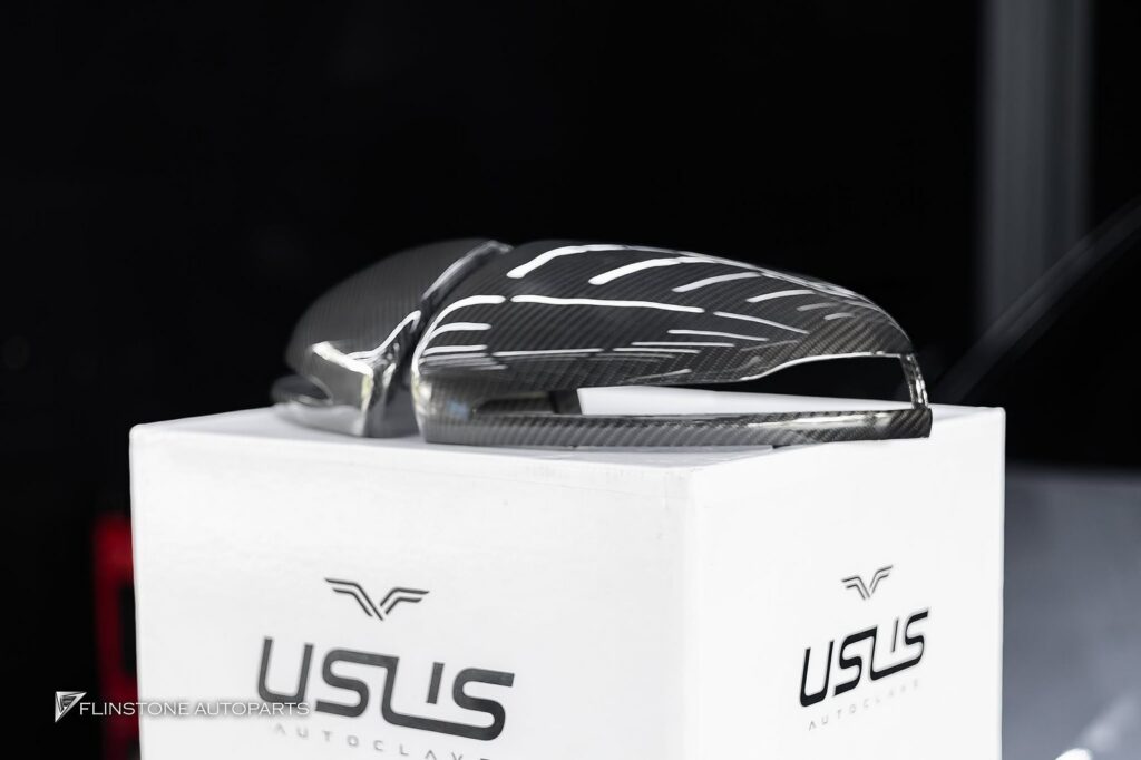 Mercedes-Benz W205 C-Class 安装后视镜 Carbon Fiber 来自 USUS Autoclave