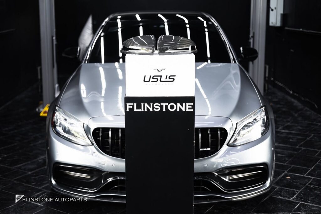 Mercedes-Benz W205 C-Class 安装后视镜 Carbon Fiber 来自 USUS Autoclave
