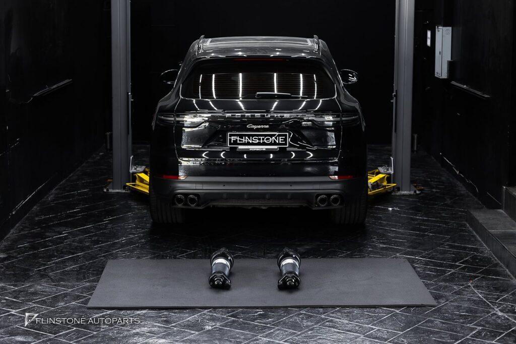 เปลี่ยนโช๊คถุงลมสำหรับ PORSCHE Cayenne 9Y0 ซึ่งเป็นงานที่ต้องการ