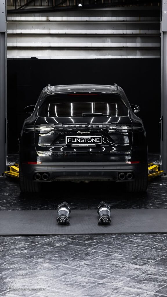 เปลี่ยนโช๊คถุงลมสำหรับ PORSCHE Cayenne 9Y0 ซึ่งเป็นงานที่ต้องการ