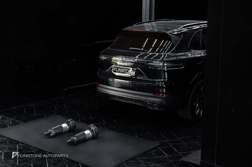 เปลี่ยนโช๊คถุงลมสำหรับ PORSCHE Cayenne 9Y0 ซึ่งเป็นงานที่ต้องการ