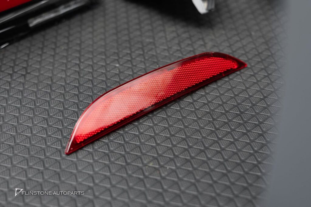 BMW G30 – F90 2024+ 前保险杠含前格栅 + 前翼子板 1 一对