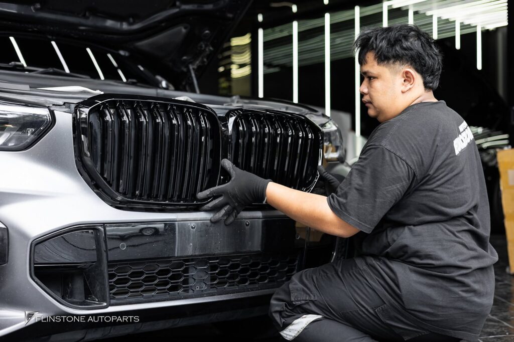 BMW G05 X5 X5M Style Black Front Grille