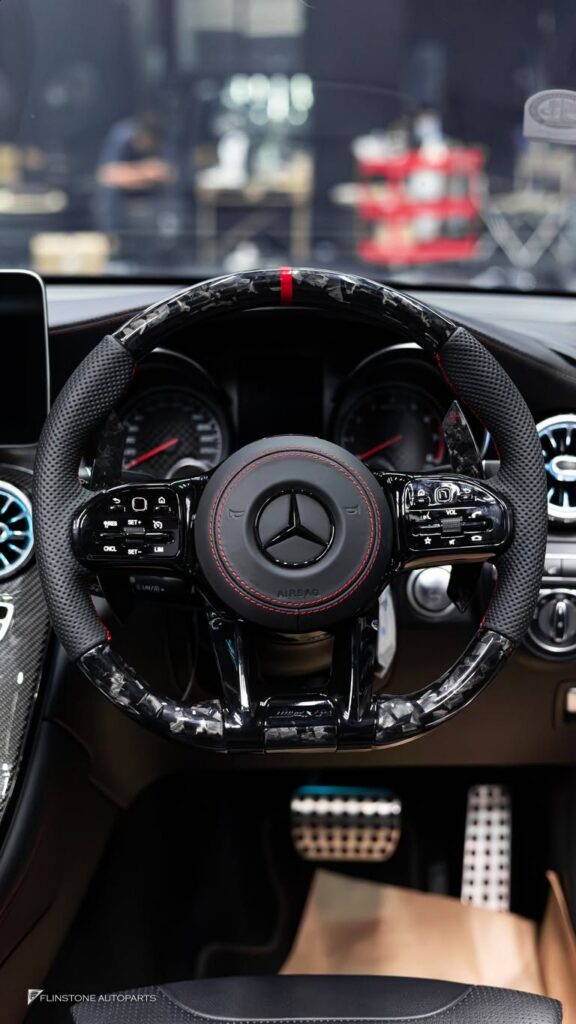 Mercedes-Benz พวงมาลัย FORGED CARBON สำหรับ GLC-Class W253 เย็บด้ายสีแดง และก้