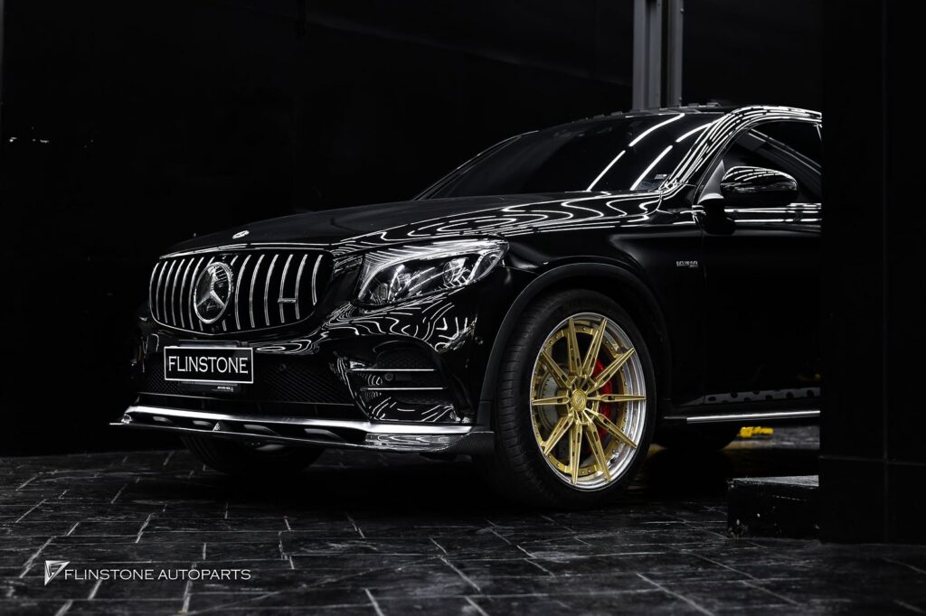 Mercedes-Benz พวงมาลัย FORGED CARBON สำหรับ GLC-Class W253 เย็บด้ายสีแดง และก้