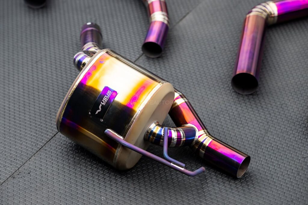 Mercedes-Benz C236 CLE-Class Coupe 排气系统接连安装 USUS Exhaust