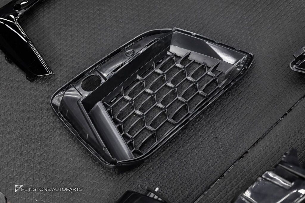 BMW G30 – F90 2024+ M Sport LCI Front Bumper + M Sport LCI Front Grille