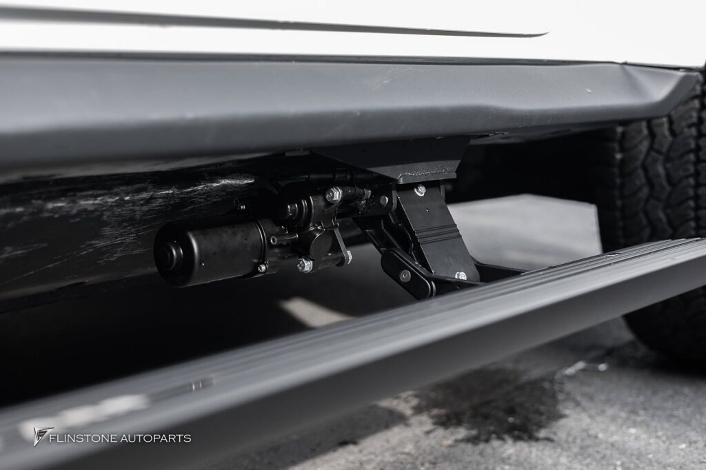 Mercedes-Benz W465 G-Class 2025+ AUTO Side Running Board (2025-08-31)