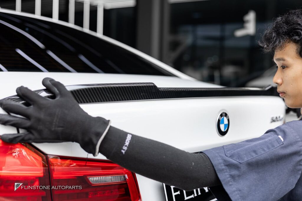BMW G30 – F90 2024+ F90 M5 CS Carbon Fiber Rear Spoiler