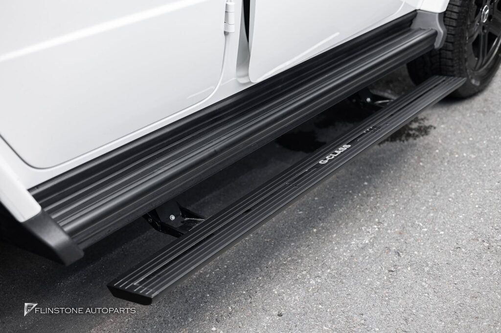 FLINSTONE AUTOPARTS Mercedes Benz G580 รุ่นล่าสุดที่ไม่มีบันไดข้างติดรถมา เข้ามาติดต