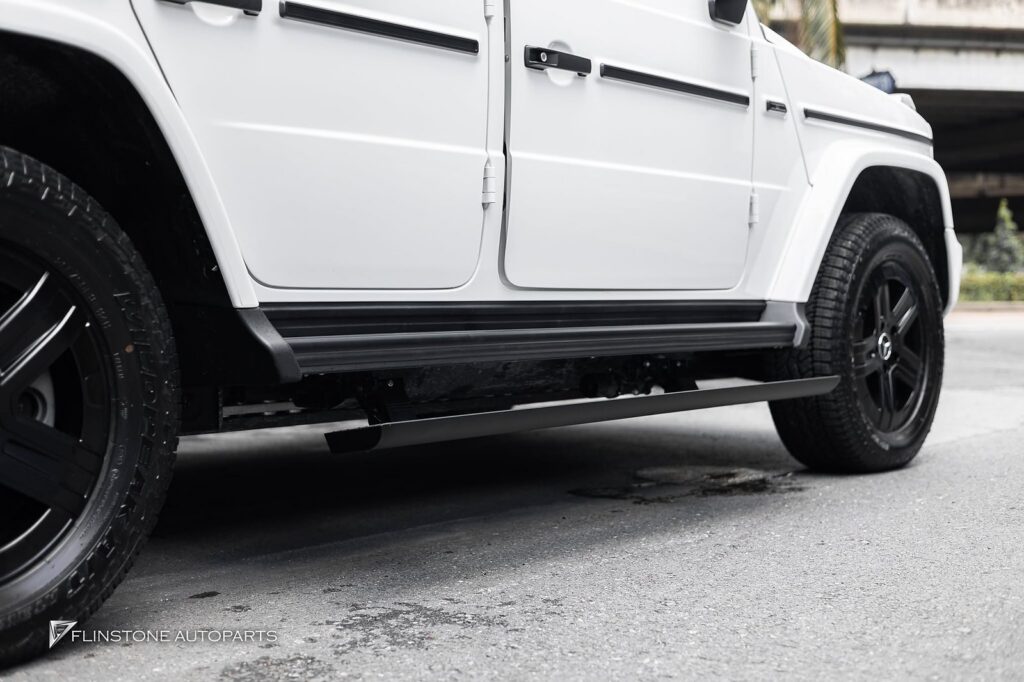 FLINSTONE AUTOPARTS Mercedes Benz G580 รุ่นล่าสุดที่ไม่มีบันไดข้างติดรถมา เข้ามาติดต