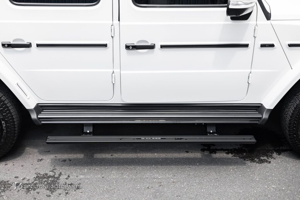 FLINSTONE AUTOPARTS Mercedes Benz G580 รุ่นล่าสุดที่ไม่มีบันไดข้างติดรถมา เข้ามาติดต
