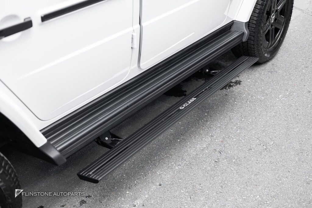 FLINSTONE AUTOPARTS Mercedes Benz G580 รุ่นล่าสุดที่ไม่มีบันไดข้างติดรถมา เข้ามาติดต