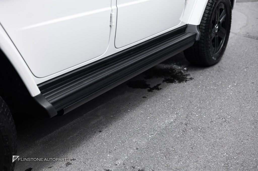 FLINSTONE AUTOPARTS Mercedes Benz G580 รุ่นล่าสุดที่ไม่มีบันไดข้างติดรถมา เข้ามาติดต