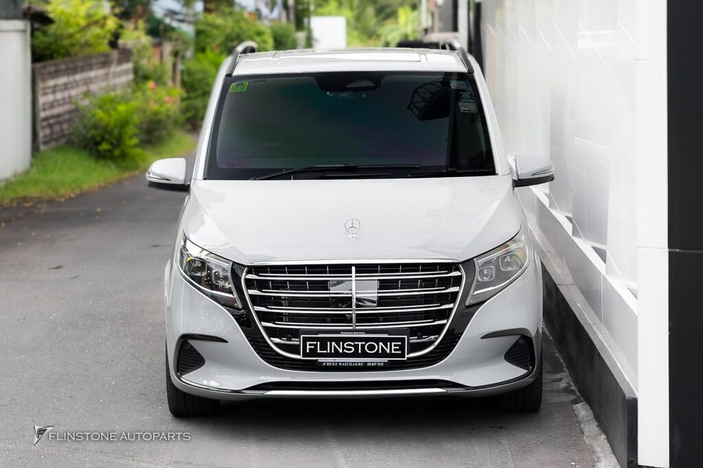 Mercedes-Benz W447 V-Class Facelift 安装自动电动侧踏板因为使用