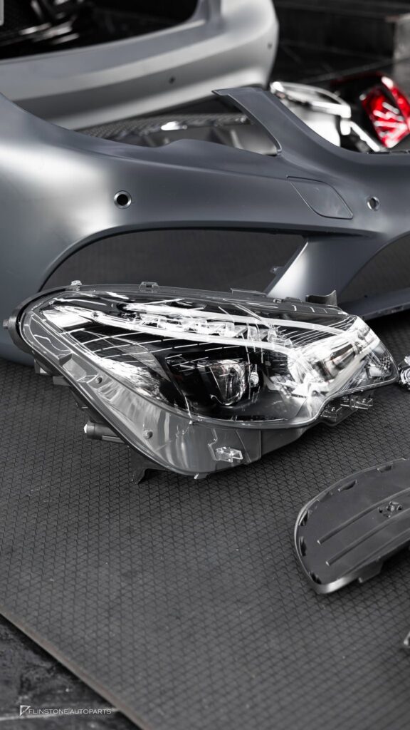 Mercedes-Benz W207 E-Class Coupe กันชนหน้าพร้อมกระจังหน้า + ไฟหน้า