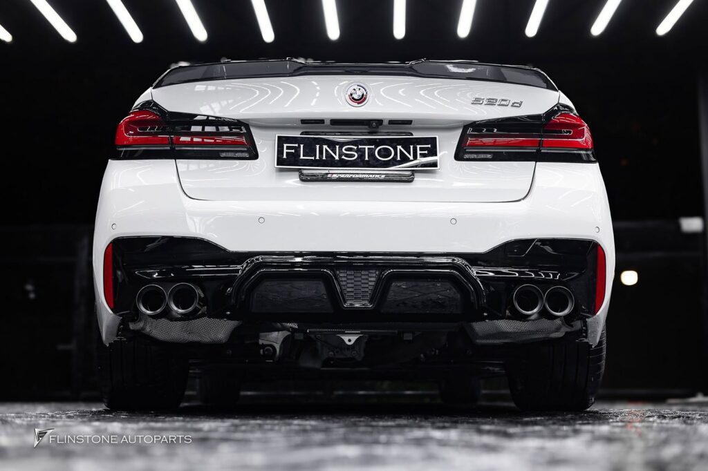 BMW G30 – F90 2024+ Front Lip in the style of M Performance + side skirts in the style of M Performance
