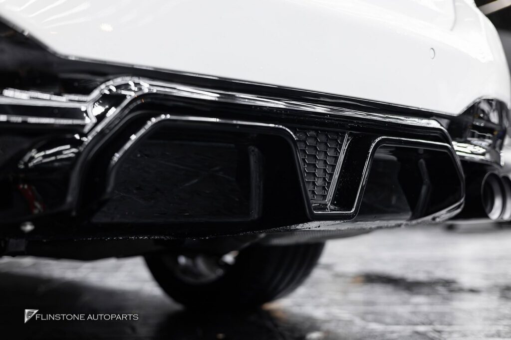 BMW G30 – F90 2024+ Front Lip in the style of M Performance + side skirts in the style of M Performance