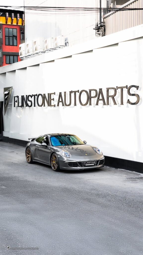 PORSCHE 991
