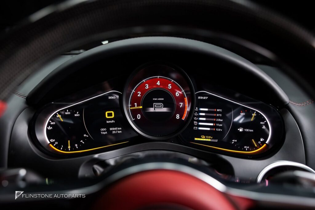 Interior Colour Change PORSCHE 958 beautiful, modern and inviting per car