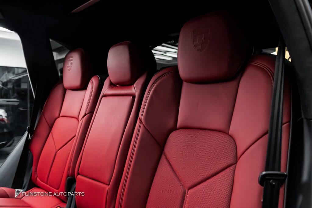 Interior Colour Change PORSCHE 958 beautiful, modern and inviting per car