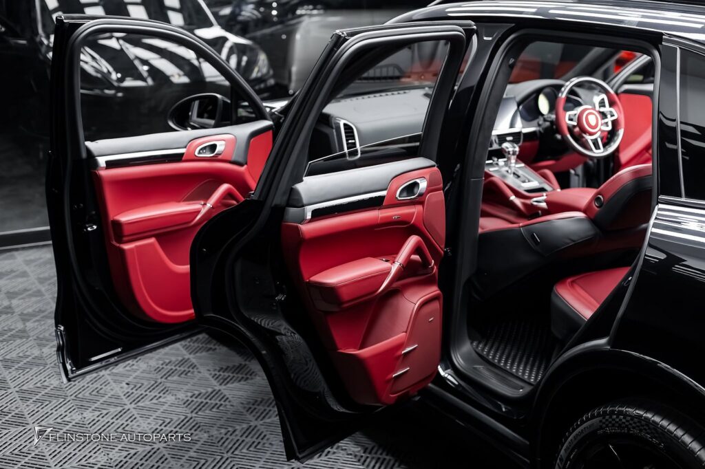 Interior Colour Change PORSCHE 958 beautiful, modern and inviting per car