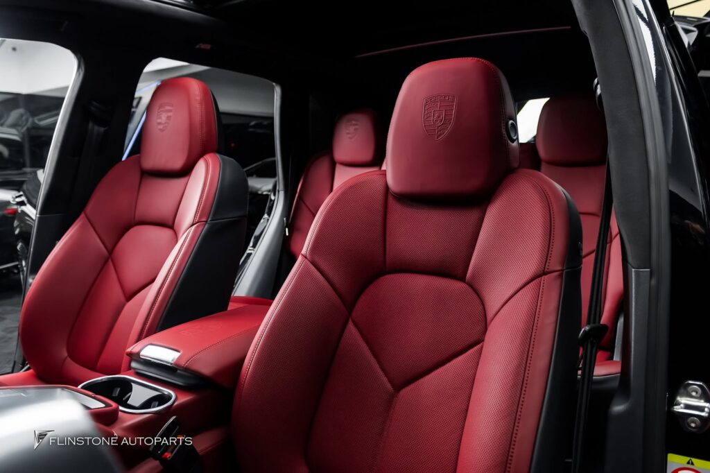 Interior Colour Change PORSCHE 958 beautiful, modern and inviting per car