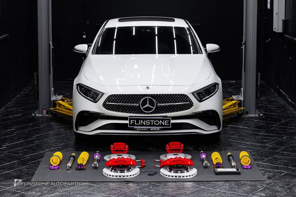 CLS220d CLS-Class รหัส C257 ที่เข้ามาติดตั้งชุดเบรค Mercedes AMG