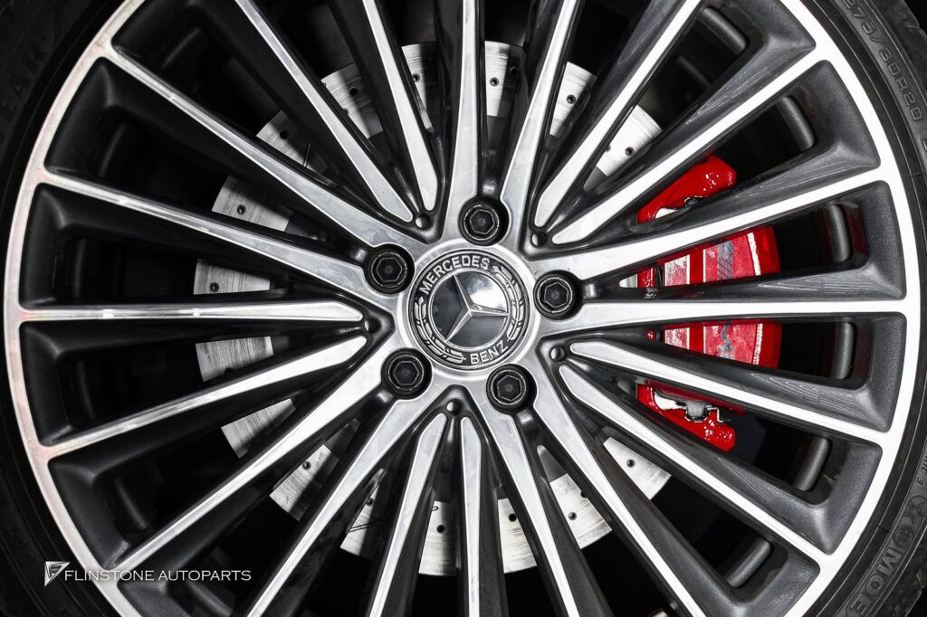 CLS220d CLS-Class รหัส C257 ที่เข้ามาติดตั้งชุดเบรค Mercedes AMG