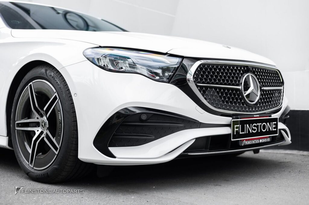 Mercedes-Benz W214 E-Class Genuine LED Diamond Front Grille (2025-09-23)