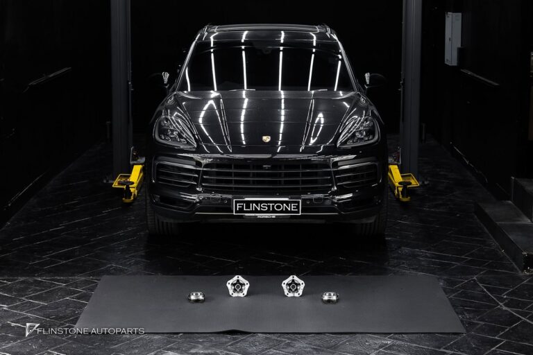 PORSCHE Cayenne E3 คืนสมรรถนะการขับขี่: การเปลี่ยนชิ้นส่วนใหม่จะช่วยให้ล้อหมุนได้อย