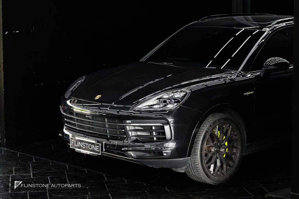 PORSCHE Cayenne E3 คืนสมรรถนะการขับขี่: การเปลี่ยนชิ้นส่วนใหม่จะช่วยให้ล้อหมุนได้อย
