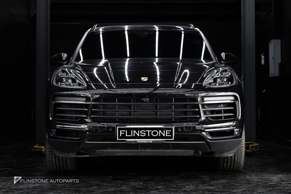 PORSCHE Cayenne E3 คืนสมรรถนะการขับขี่: การเปลี่ยนชิ้นส่วนใหม่จะช่วยให้ล้อหมุนได้อย