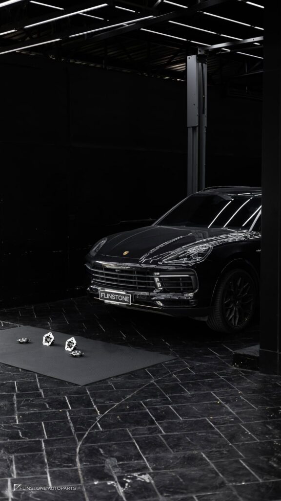 PORSCHE Cayenne E3 คืนสมรรถนะการขับขี่: การเปลี่ยนชิ้นส่วนใหม่จะช่วยให้ล้อหมุนได้อย